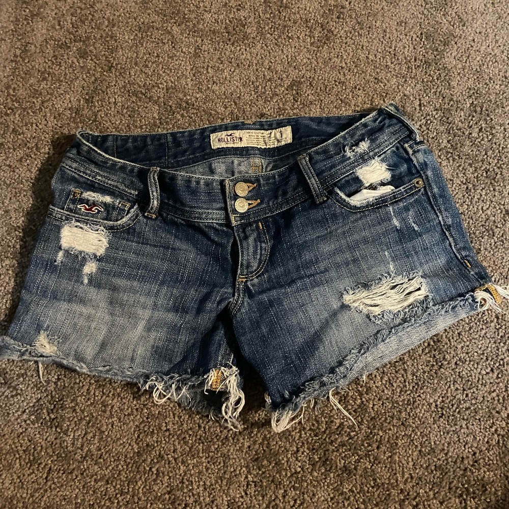 Hollister jean shorts size 0